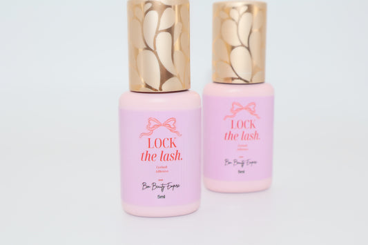 Lock The Lash adhesive.🎀
